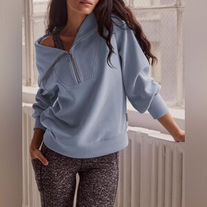 Varley vine half zip pullover